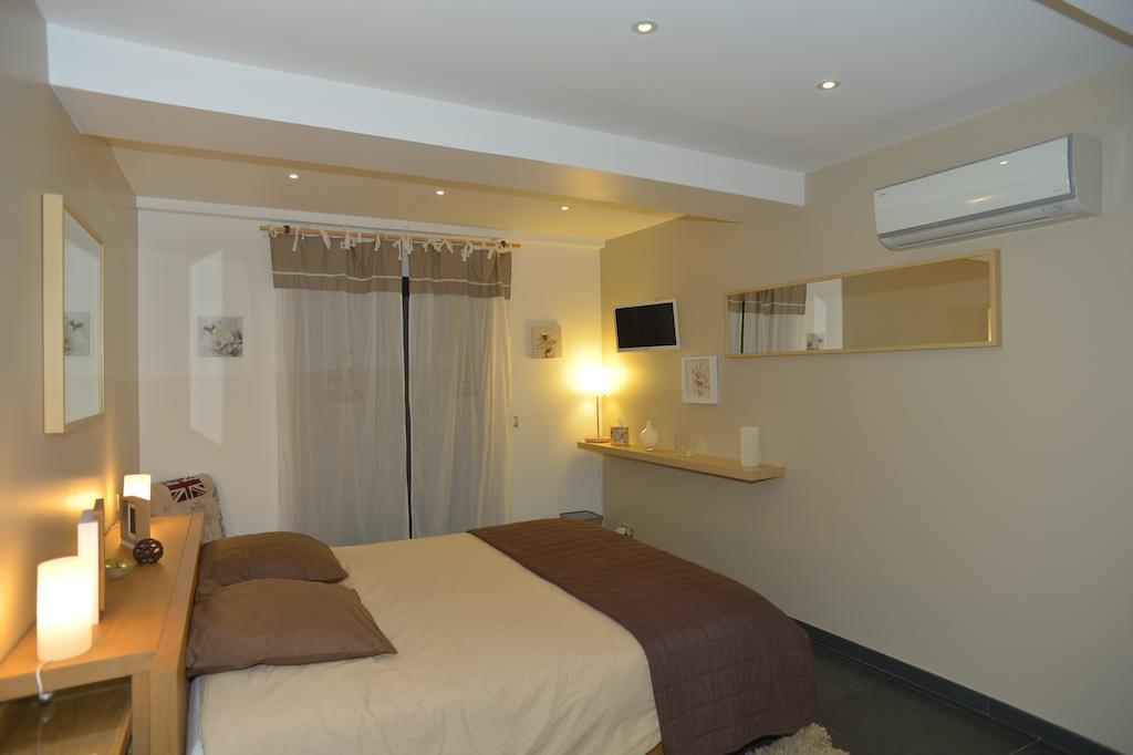 كافالير سور مير Villa Louancelie B&B المظهر الخارجي الصورة