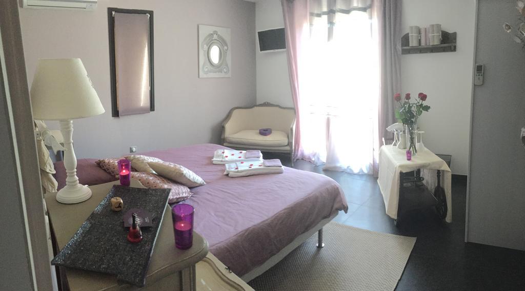 كافالير سور مير Villa Louancelie B&B المظهر الخارجي الصورة